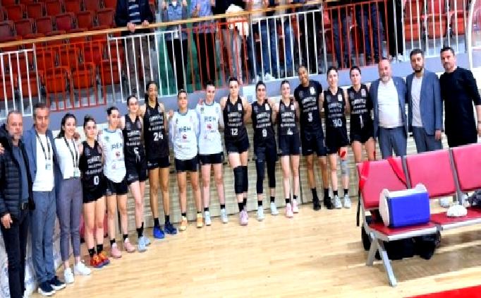 Turgutlu Belediye, Yalova VIP’ı mağlup ederek yarı finalde!