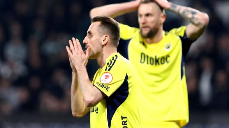 Usta yazarlardan sert sözler! “Fenerbahçe’yi bu hale düşürenler utansın”