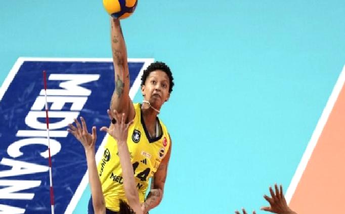 VakıfBank’tan final serisine net başlangıç!