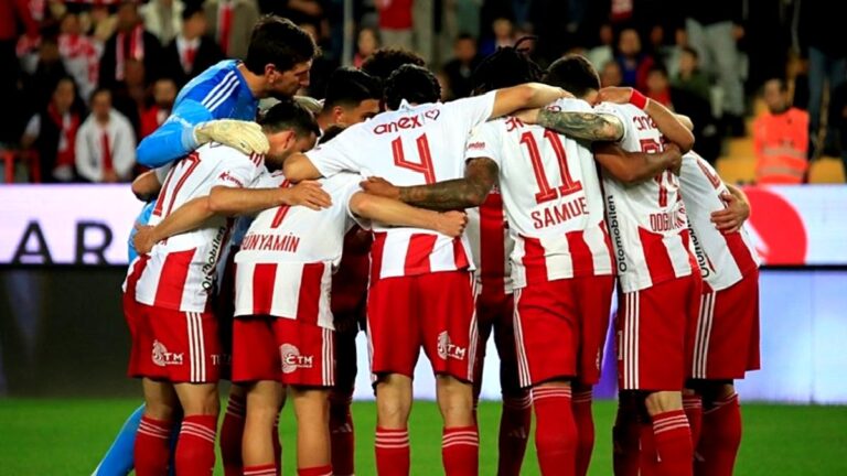 Antalyaspor’da büyük kriz