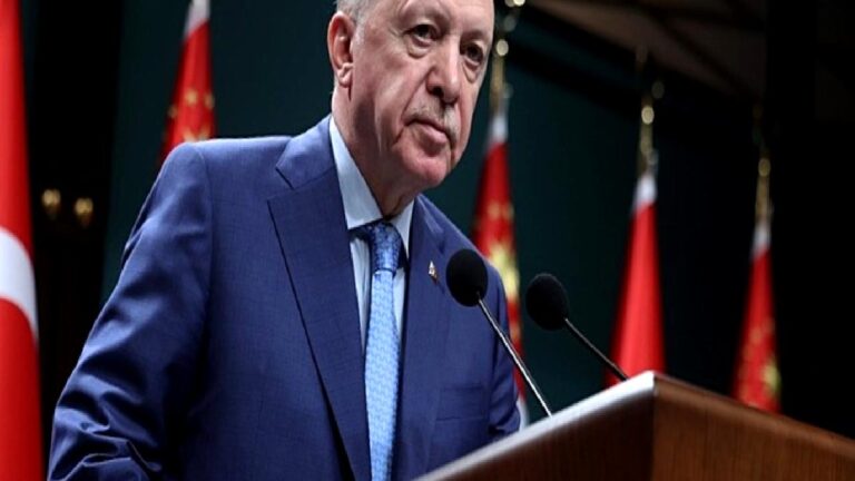 Başkan Recep Tayyip Erdoğan, milli basketbolcu Alperen Şengün’ü kabul etti
