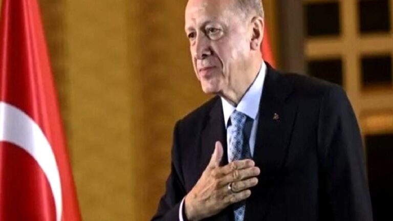 Başkan Recep Tayyip Erdoğan’dan Galatasaray’a tebrik!