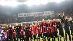 Eskişehirspor avantaj arıyor