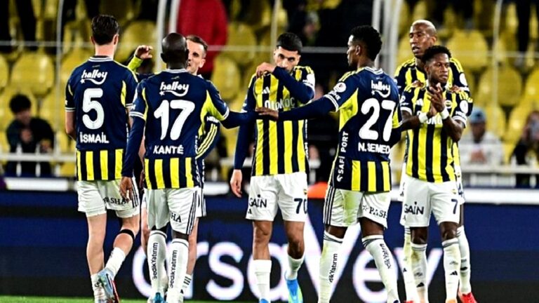 Fenerbahçeli yıldız takımdan ayrılıyor! Evini bile aldı