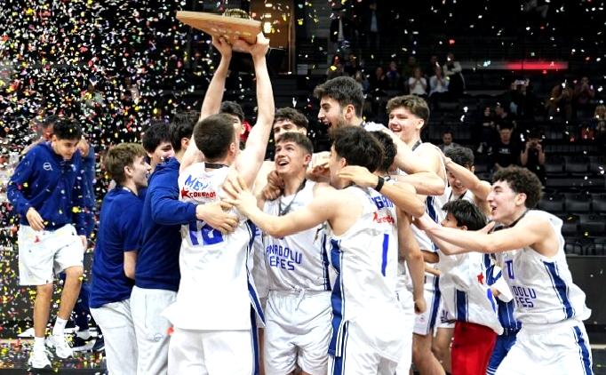 Gençler Ligi’nde şampiyon Anadolu Efes