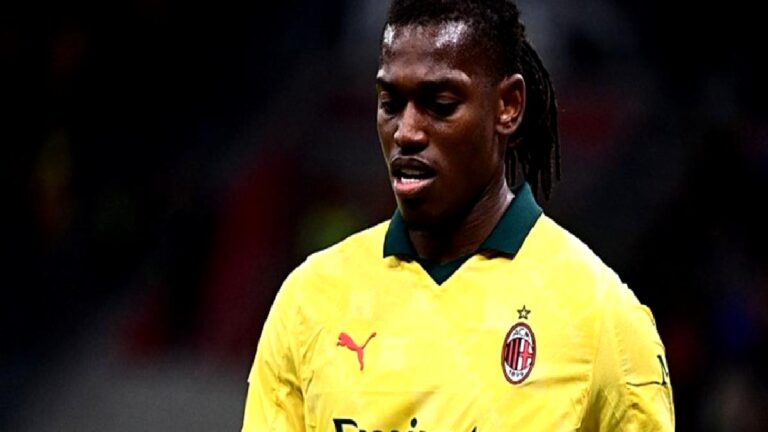 Rafael Leao’dan olay hareket! Fenerbahçeli taraftarları kızdırdı