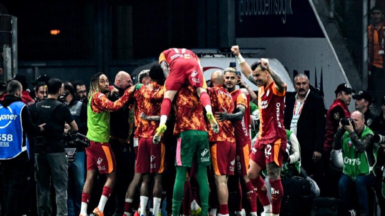 Spor yazarları Galatasaray-Hesap.com Antalyaspor maçını değerlendirdi