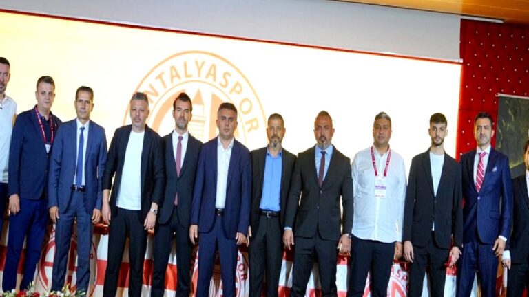 Antalyaspor’da görev dağılımı belirlendi
