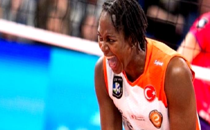 Fenerbahçe Kadın Voleybol Takımı’ndan iki transfer