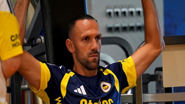 Fenerbahçe’nin yeni transferi Vedat Muriqi çalışmalara başladı