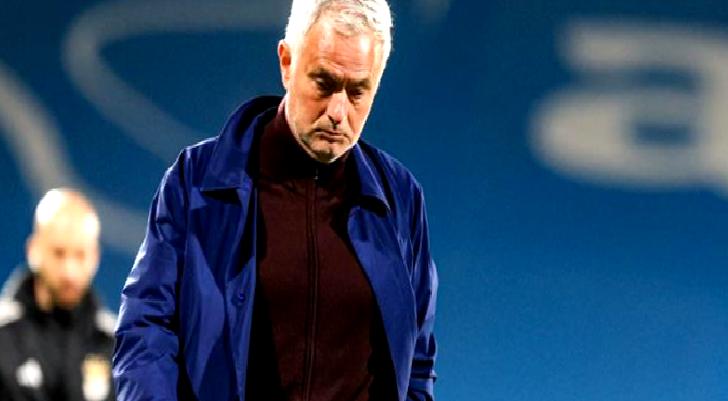 Jose Mourinho, Benfica’ya veda etti
