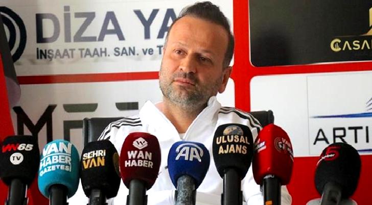 Osman Zeki Korkmaz ile yollar ayrıldı