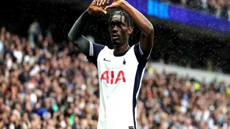 Tottenham Yves Bissouma ile yolların ayrıldığını duyurdu!
