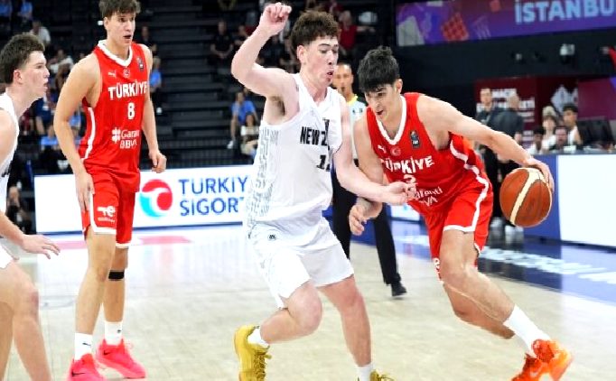 U17 Milliler destan yazdı! 25 sayı geriden 112-100’lük galibiyet