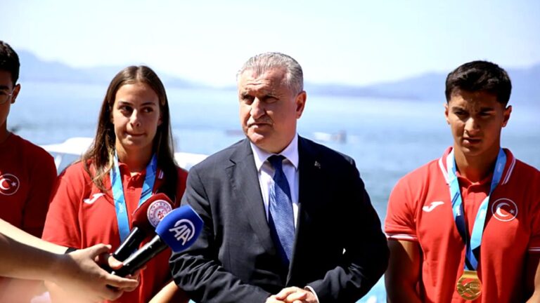 Bakan Bak’tan stat müjdesi