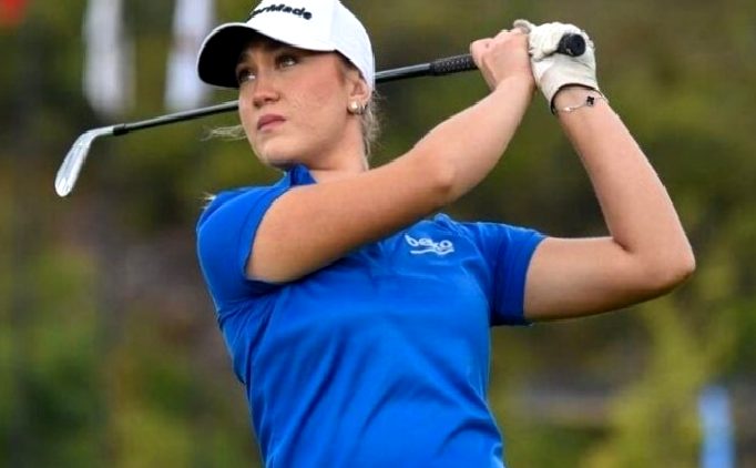 Deniz Sapmaz, Trk golf adna ilke imza att