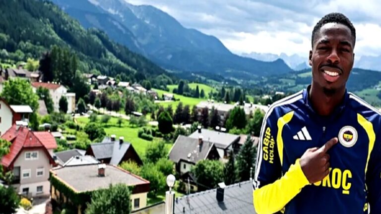 Fenerbahçe’de Musaba’dan Kuyt’a övgü dolu sözler!