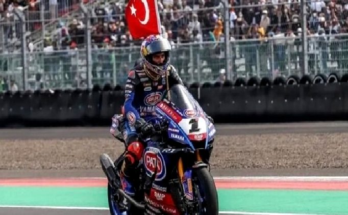 Toprak Razgatlıoğlu Almanya’da piste çıkıyor