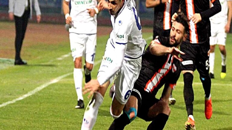 68 Aksaray’dan forvete takviye