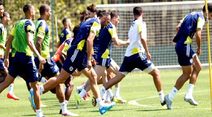 Fenerbahçe, hız kesmeden Sturm Graz maçının hazırlıklarına başladı