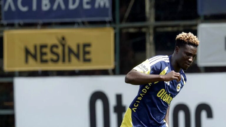 Fenerbahçe’de Kojo Peprah Oppong ilk antrenmanına çıktı