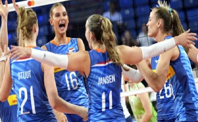 Hollanda, Slovenya’y geip eyrek finale ykseldi