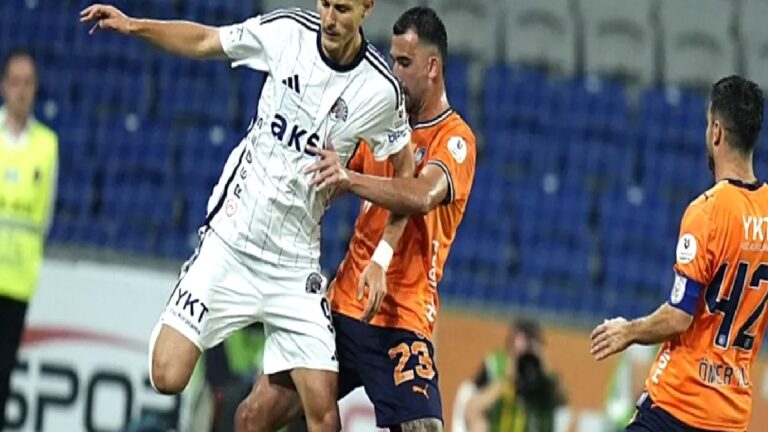 İstanbul derbisinde kazanan çıkmadı! Başakşehir kendi evinde Kasımpaşa ile 1-1 berabere kaldı