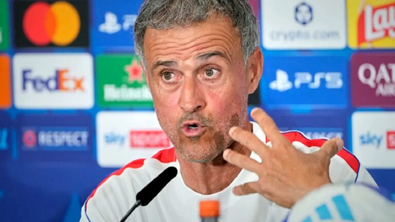 Luis Enrique: Bir fikrim var ama yeri değil