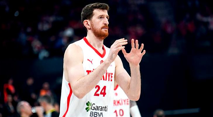 Milli basketbolcu Ercan Osmani ameliyat edildi