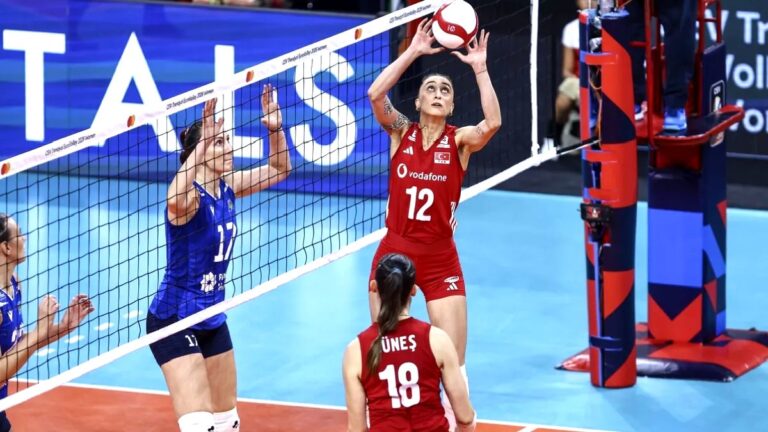 A Milli Kadın Voleybol Takımı, çeyrek finalde Almanya karşısında!