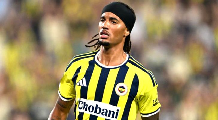 Archie Brown, UEFA Şampiyonlar Ligi’nde haftanın 11’ine seçildi!