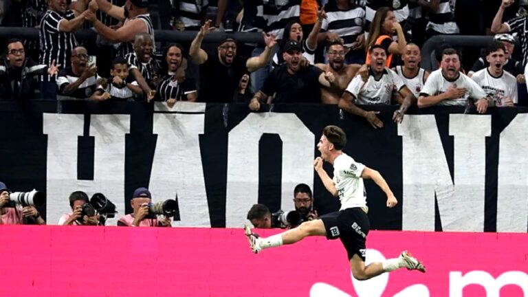 Beşiktaş’a kötü haber! Breno Bidon kulübünde kalıyor