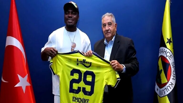 Emmanuel Emenike’den Fenerbahçe ziyareti!