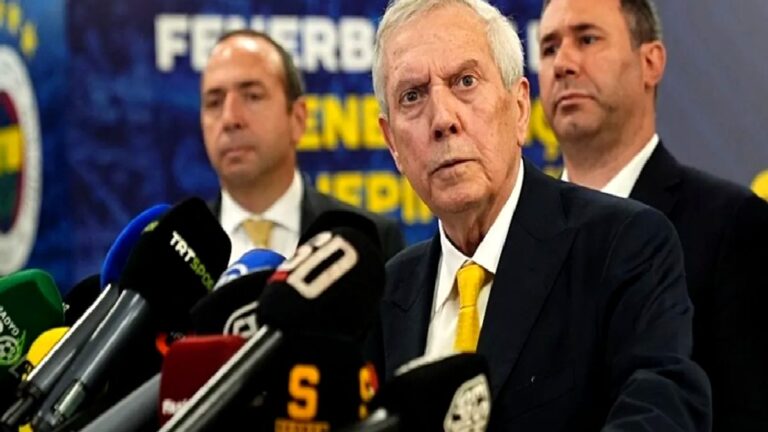 Fenerbahçe Başkanı Aziz Yıldırım’dan hakeme tepki! “İki penaltımız verilmedi”